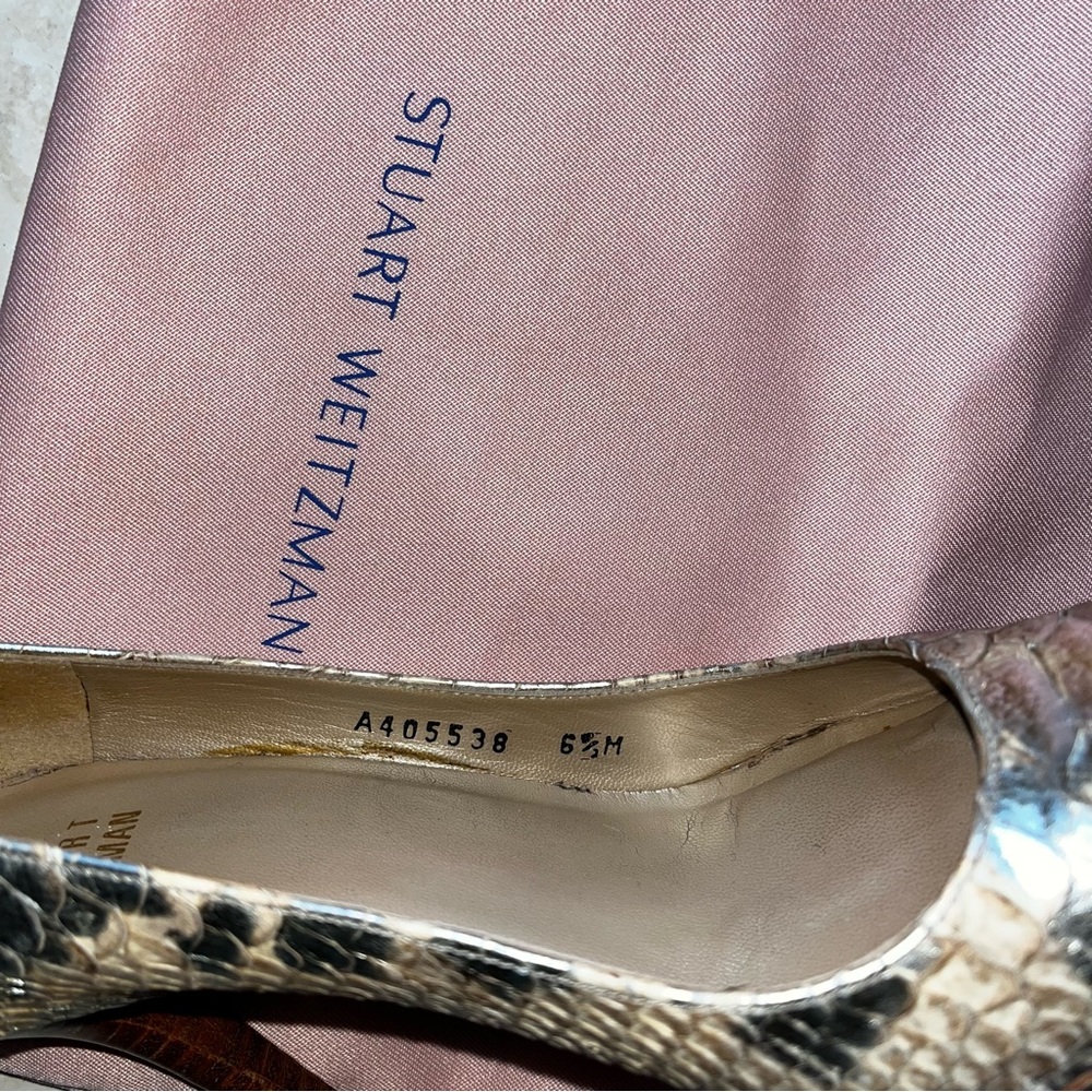 Stuart Weitzman Metallic Snakeskin Pointed Toe Pump - Gold & Beige - Picture 9 of 11